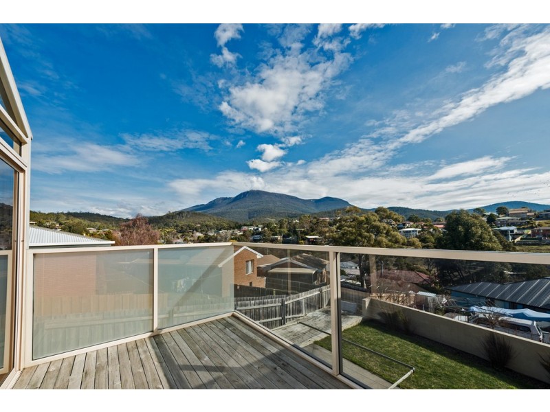 55 Rosehill Crescent, Lenah Valley TAS 7008