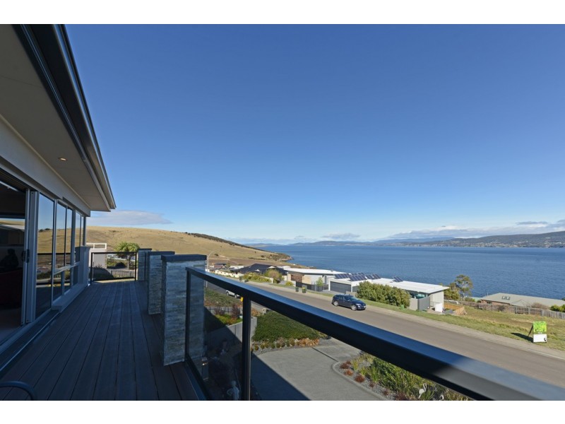954 Oceana Drive, Tranmere TAS 7018