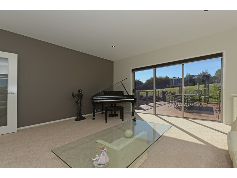 954 Oceana Drive, Tranmere TAS 7018