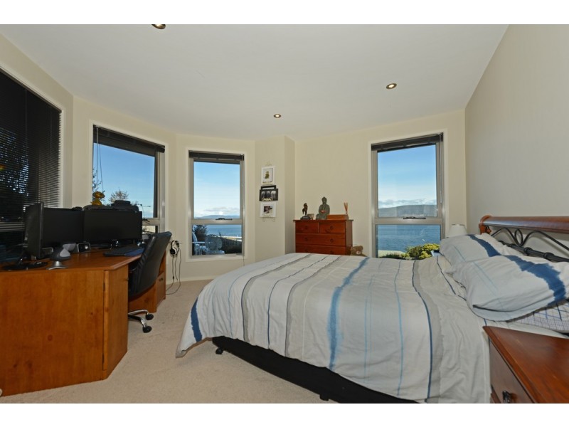 954 Oceana Drive, Tranmere TAS 7018