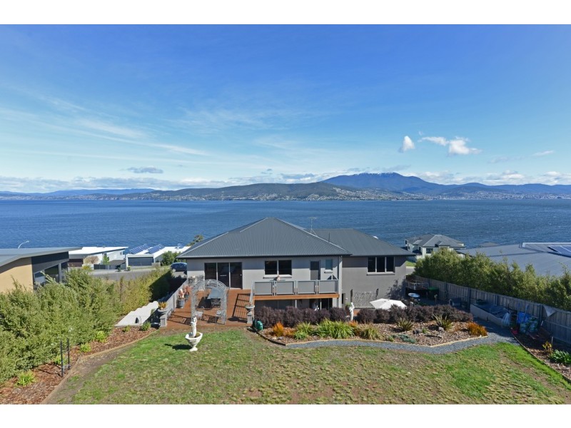 954 Oceana Drive, Tranmere TAS 7018