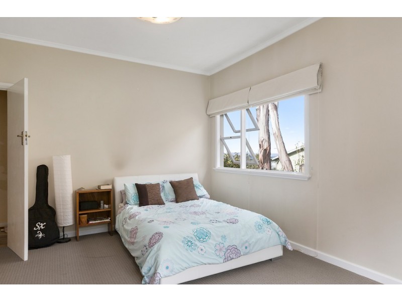 12 Roslyn Avenue, Kingston Beach TAS 7050