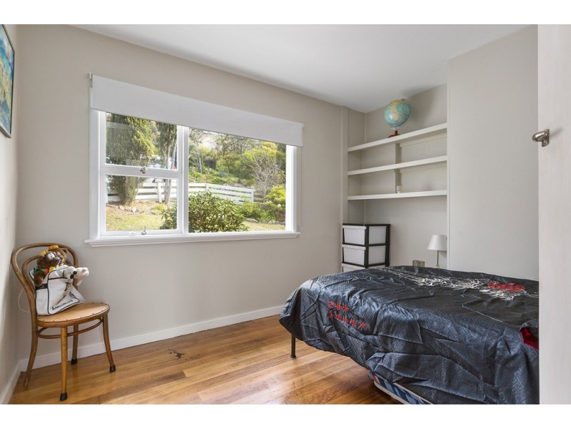 12 Roslyn Avenue, Kingston Beach TAS 7050