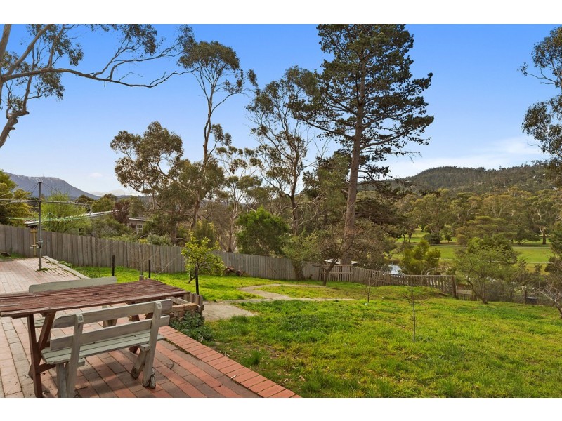 12 Roslyn Avenue, Kingston Beach TAS 7050