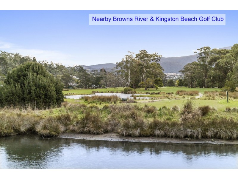 12 Roslyn Avenue, Kingston Beach TAS 7050