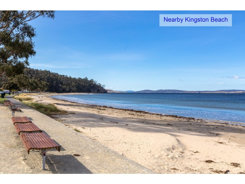 12 Roslyn Avenue, Kingston Beach TAS 7050