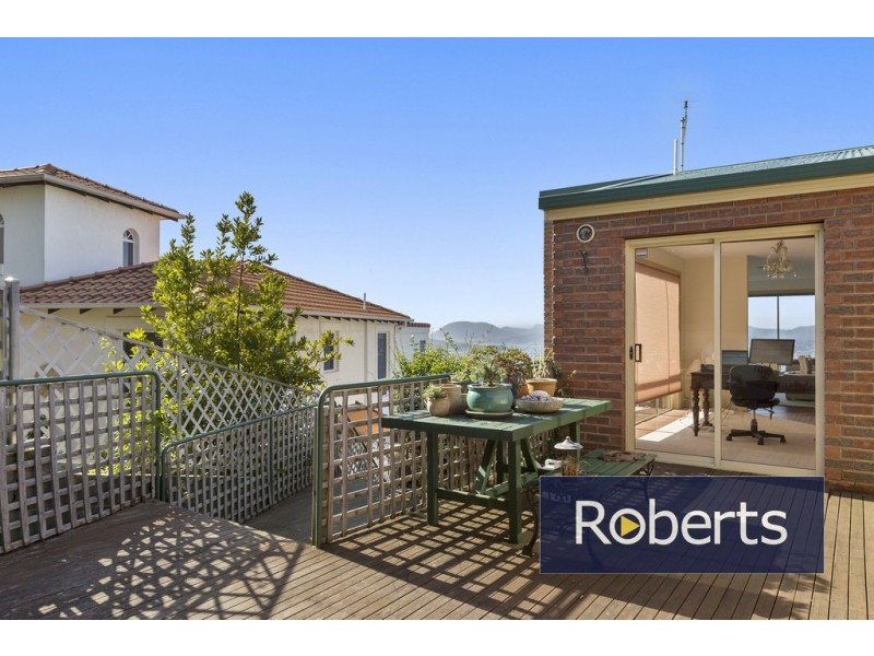 3 Lindeith Court, Sandy Bay TAS 7005