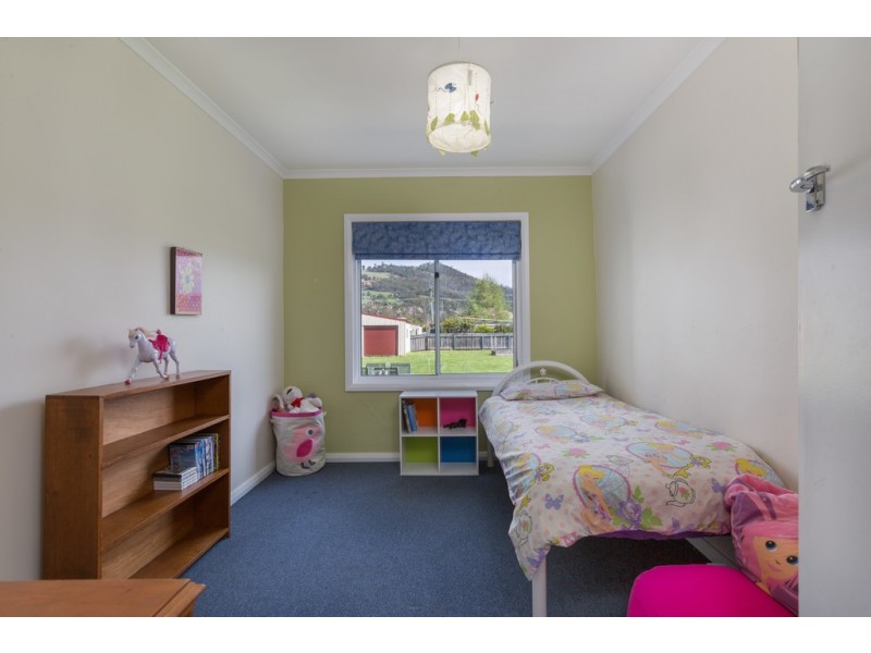7 Oak Street, Huonville TAS 7109