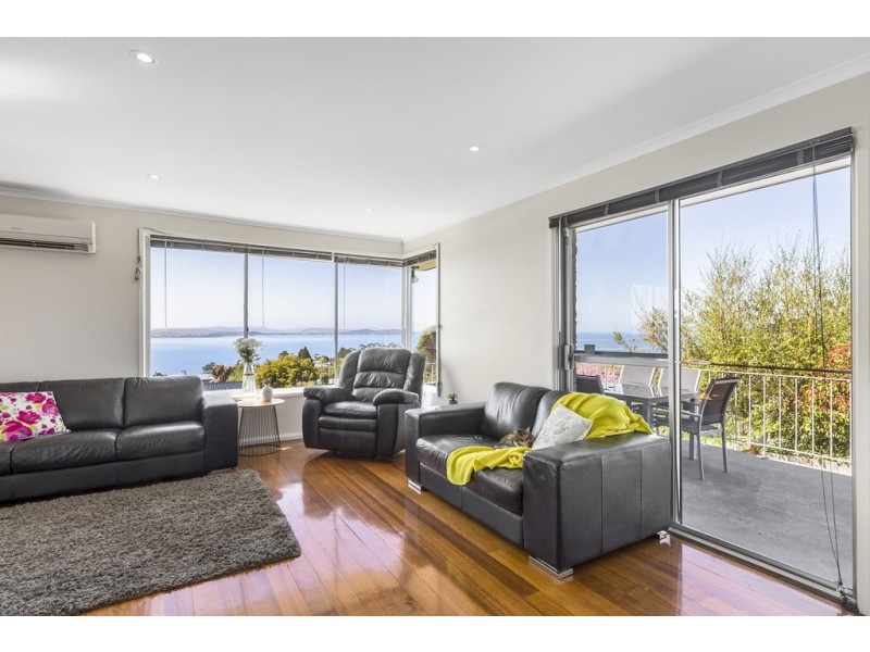 4 Kiama Place, Blackmans Bay TAS 7052