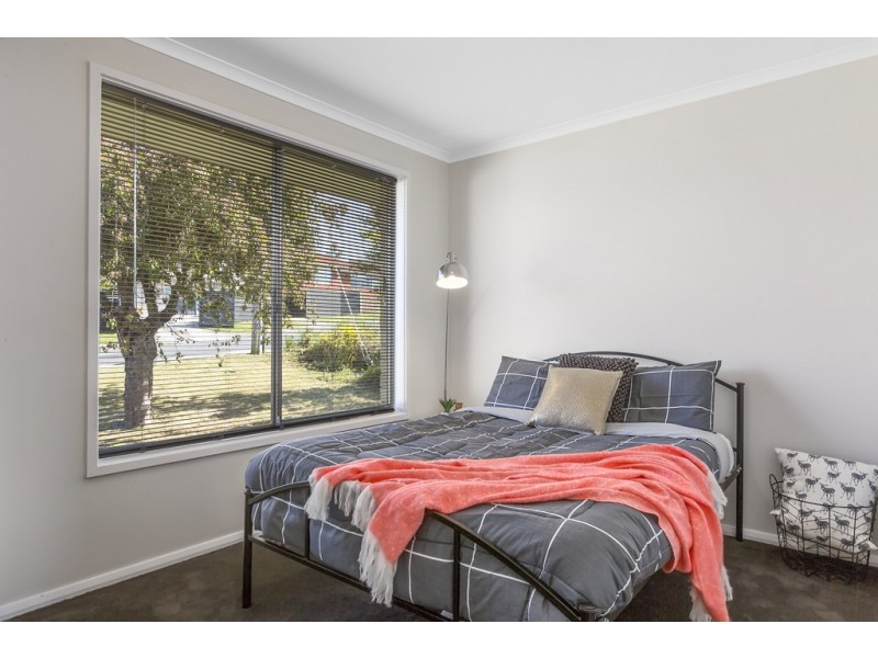 4 Kiama Place, Blackmans Bay TAS 7052