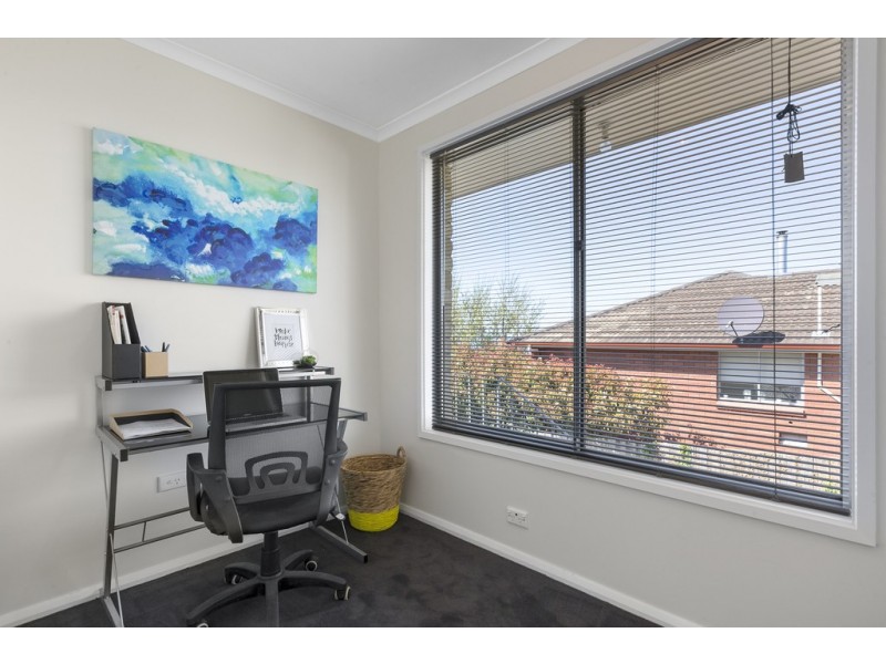 4 Kiama Place, Blackmans Bay TAS 7052