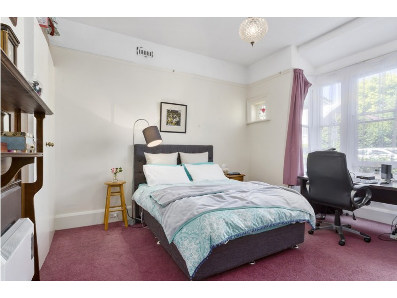 10 Duke Street, Sandy Bay TAS 7005