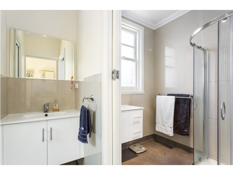 10 Duke Street, Sandy Bay TAS 7005