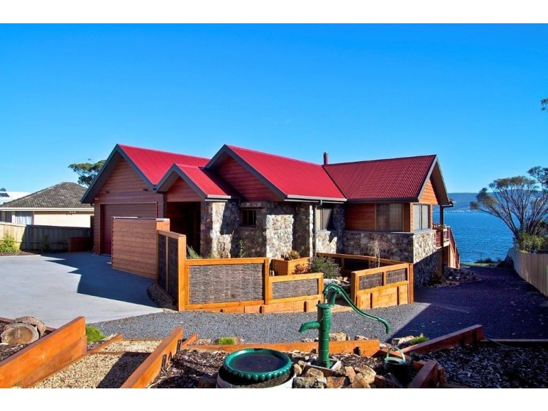153 Tranmere Road, Howrah TAS 7018