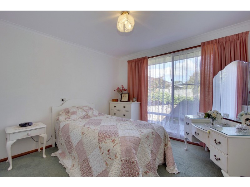 8 Kunama Drive, Kingston Beach TAS 7050