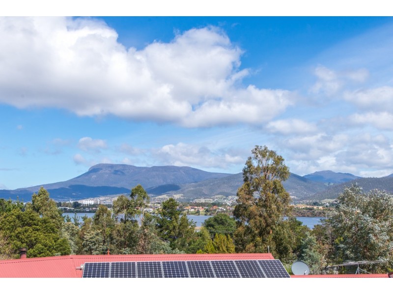 14 Grevillea Avenue, Old Beach TAS 7017