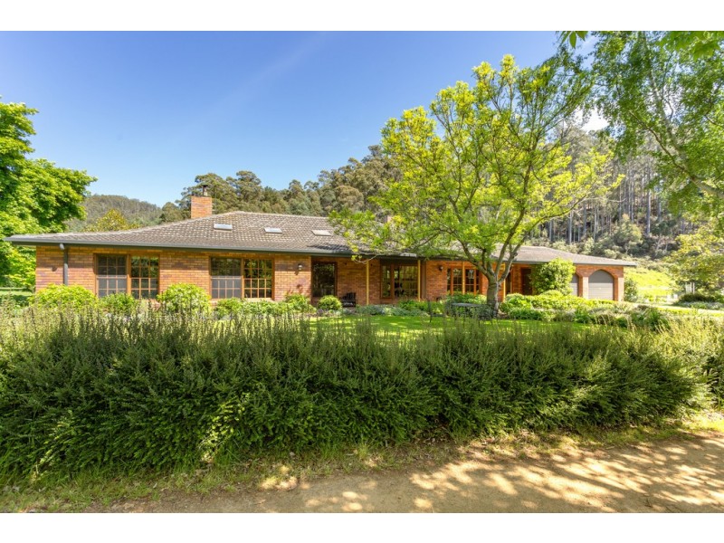 92 Pelverata Road, Sandfly TAS 7150