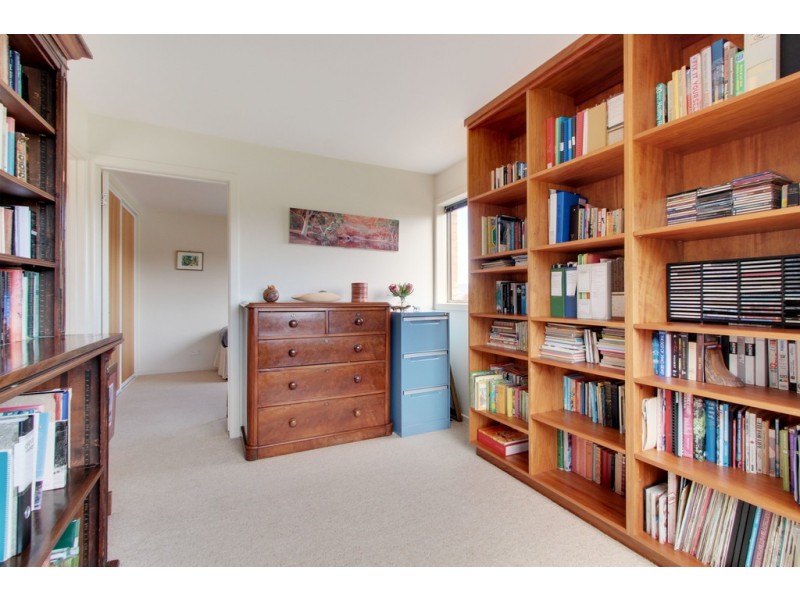 27 Scenic Drive, Kingston TAS 7050