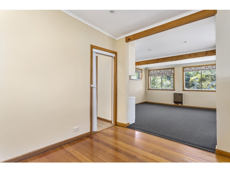 8 Orana Place, Taroona TAS 7053