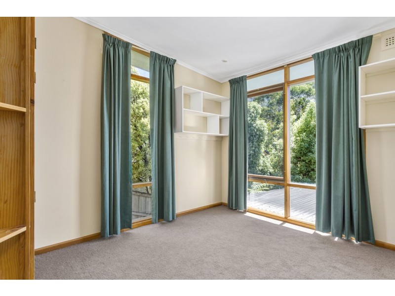 8 Orana Place, Taroona TAS 7053