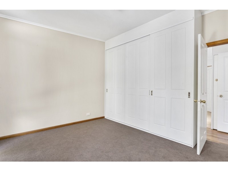 8 Orana Place, Taroona TAS 7053