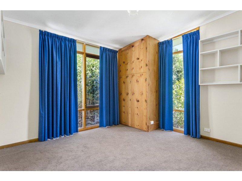 8 Orana Place, Taroona TAS 7053