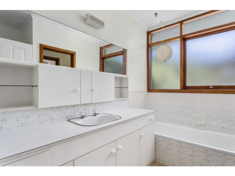 8 Orana Place, Taroona TAS 7053