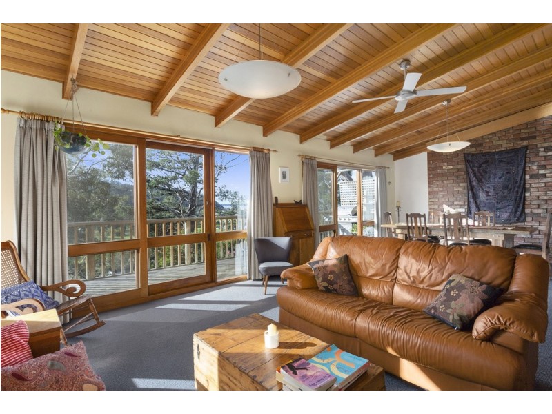 10 Roslyn Avenue, Kingston Beach TAS 7050