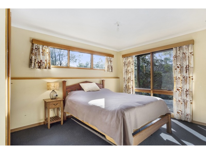 10 Roslyn Avenue, Kingston Beach TAS 7050
