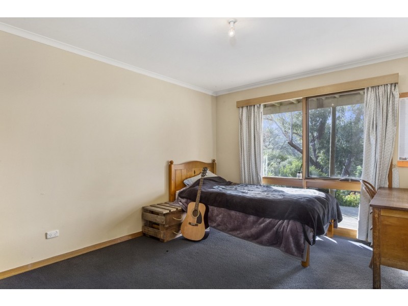 10 Roslyn Avenue, Kingston Beach TAS 7050