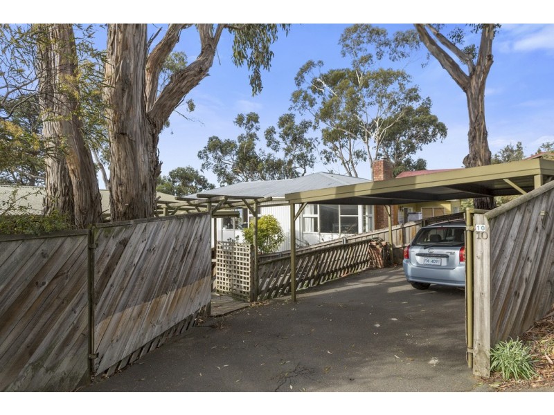 10 Roslyn Avenue, Kingston Beach TAS 7050