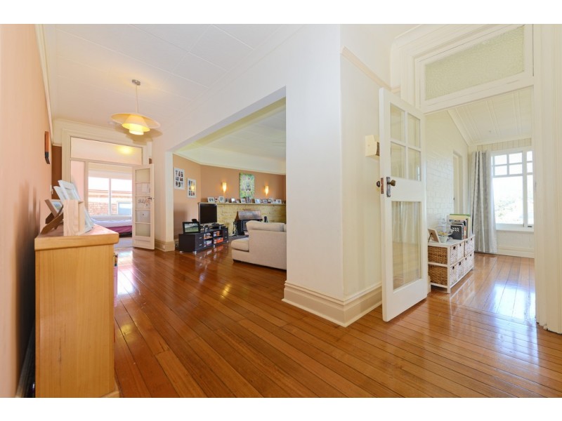 6/8 Oscars Place, Geilston Bay TAS 7015