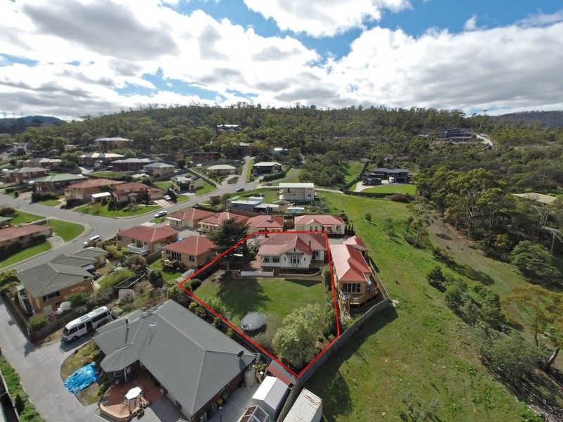 6/8 Oscars Place, Geilston Bay TAS 7015