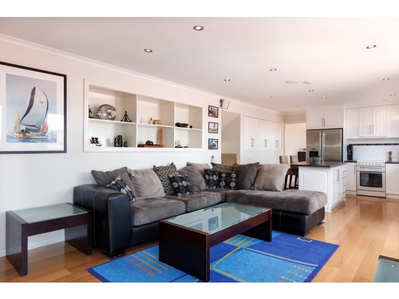 19 Amethyst Drive, Blackmans Bay TAS 7052