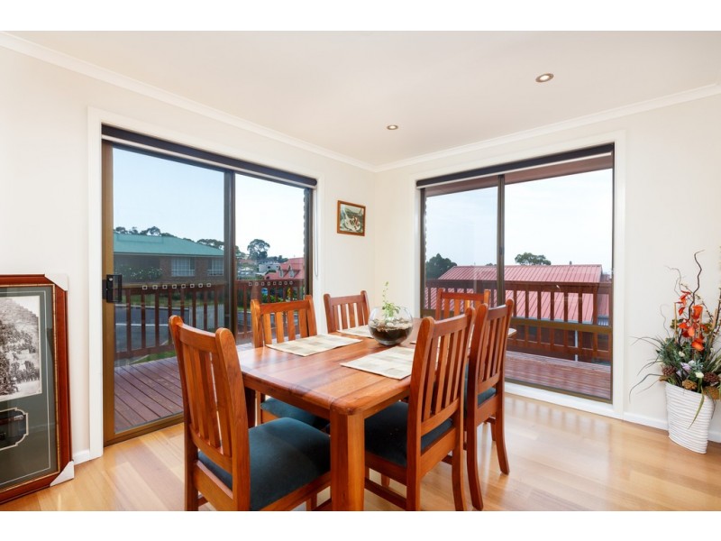 19 Amethyst Drive, Blackmans Bay TAS 7052