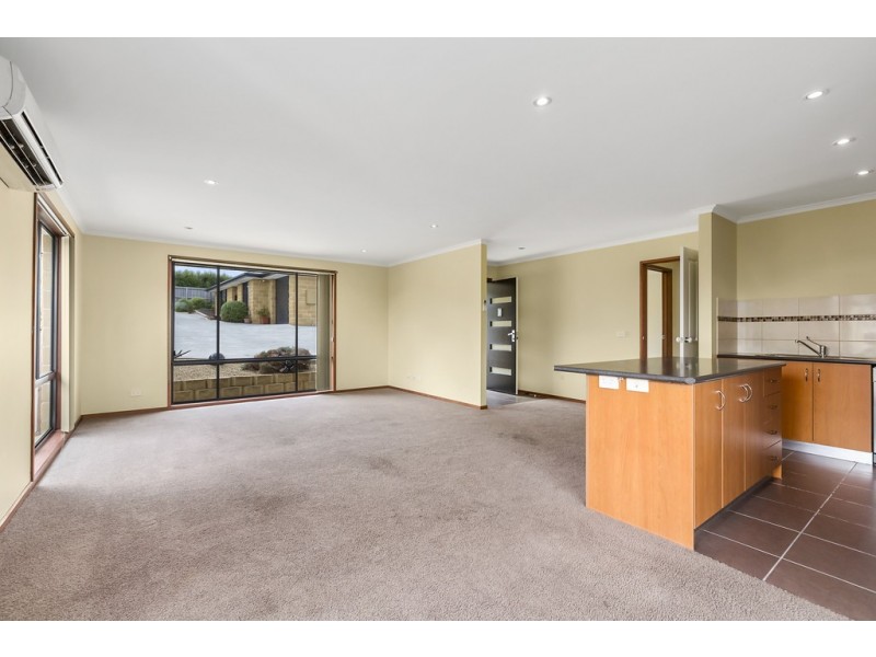 2/7 Trevally Court, Kingston TAS 7050