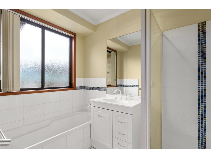 2/7 Trevally Court, Kingston TAS 7050