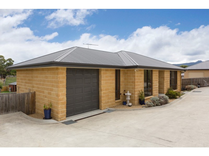 2/7 Trevally Court, Kingston TAS 7050