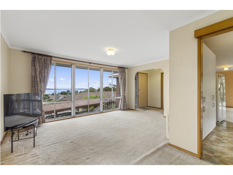 34 Woodlands Drive, Blackmans Bay TAS 7052