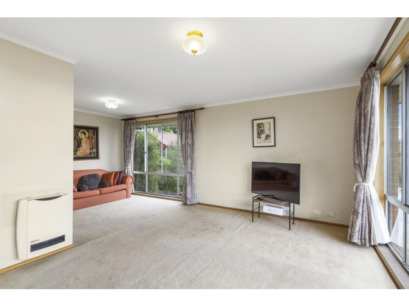 34 Woodlands Drive, Blackmans Bay TAS 7052