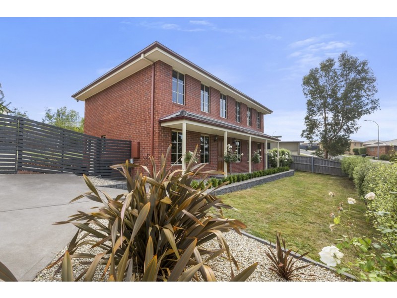 6 Brook Way, Kingston TAS 7050