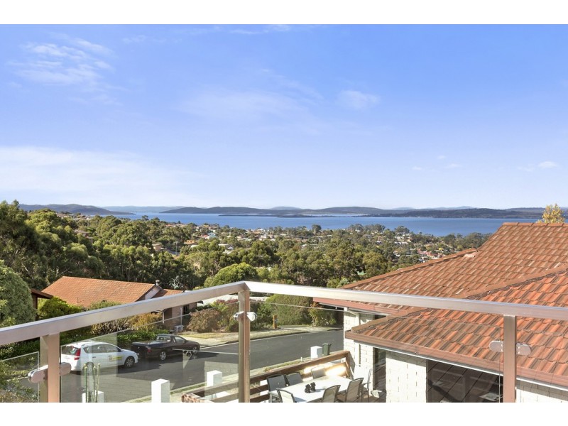 106A Crystal Downs Drive, Blackmans Bay TAS 7052