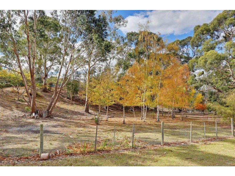 11 Nightingale Avenue, Taroona TAS 7053