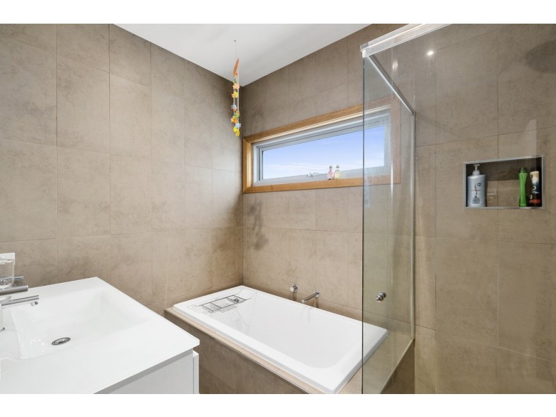 31 Staff Road, Electrona TAS 7054