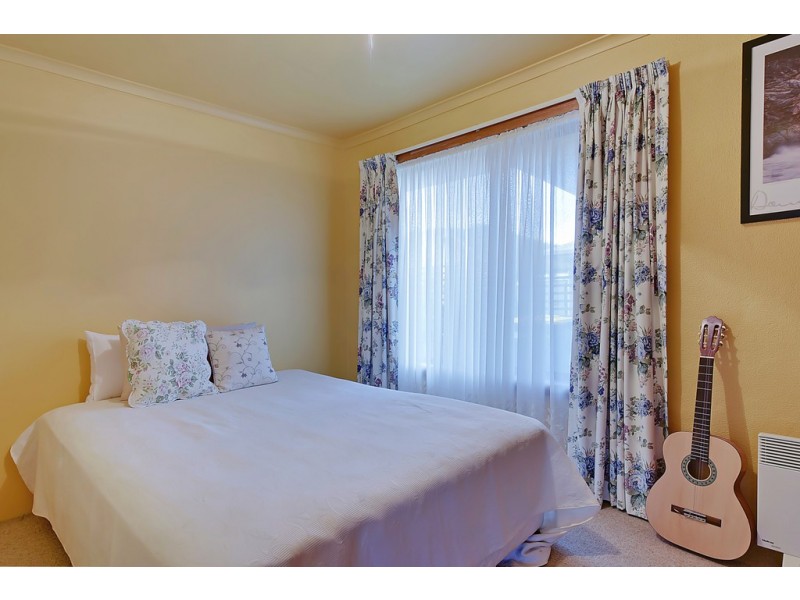 Unit 2 15 Acacia Street, Huonville TAS 7109