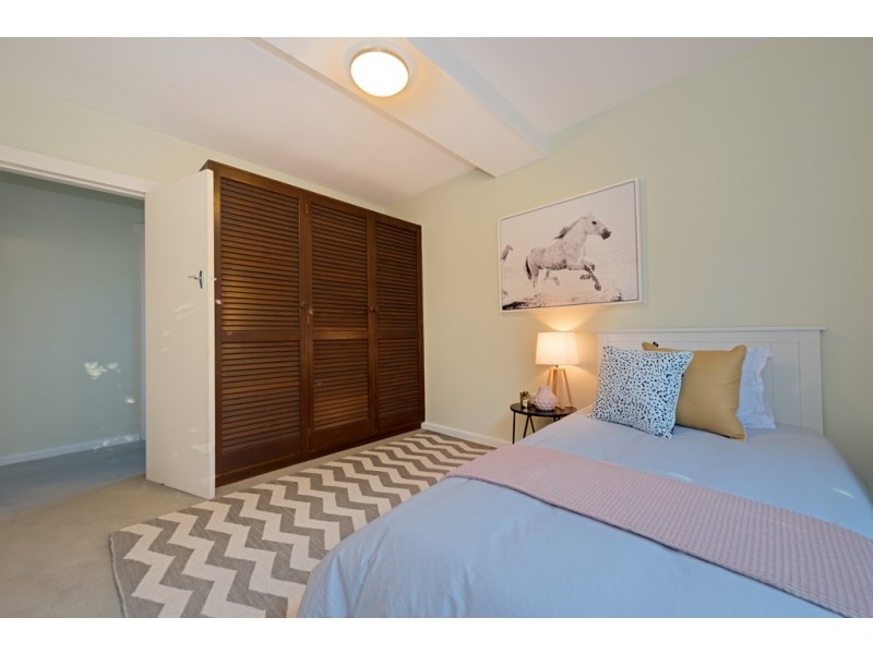 Unit 2, 7a Sandown Avenue, Sandy Bay TAS 7005