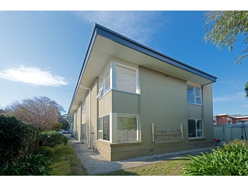 Unit 2, 7a Sandown Avenue, Sandy Bay TAS 7005