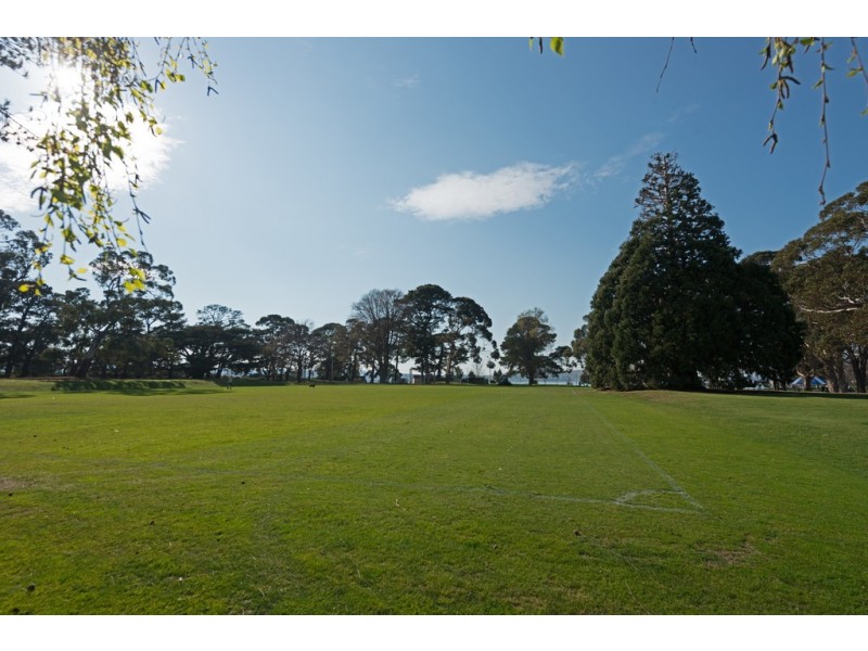 Unit 2, 7a Sandown Avenue, Sandy Bay TAS 7005