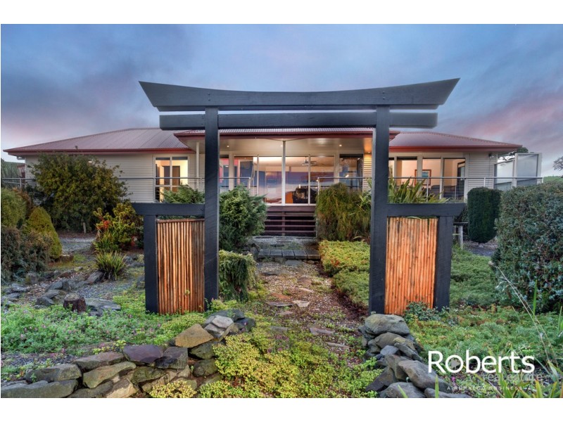 36 Sunset Boulevard, Clarence Point TAS 7270