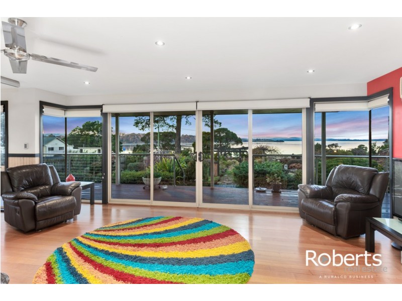 36 Sunset Boulevard, Clarence Point TAS 7270